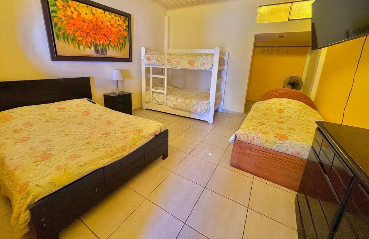 Отель Huanchaco Gardens Экстерьер фото