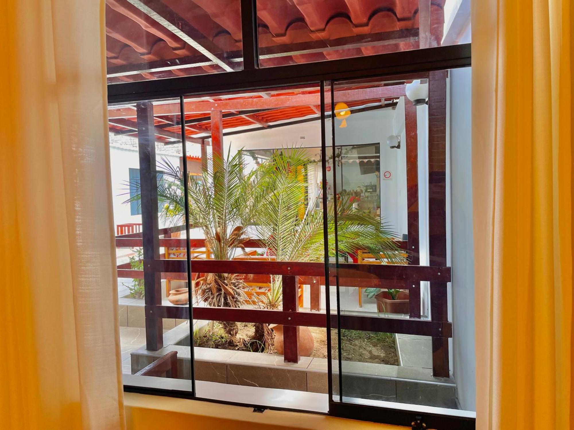 Отель Huanchaco Gardens Экстерьер фото