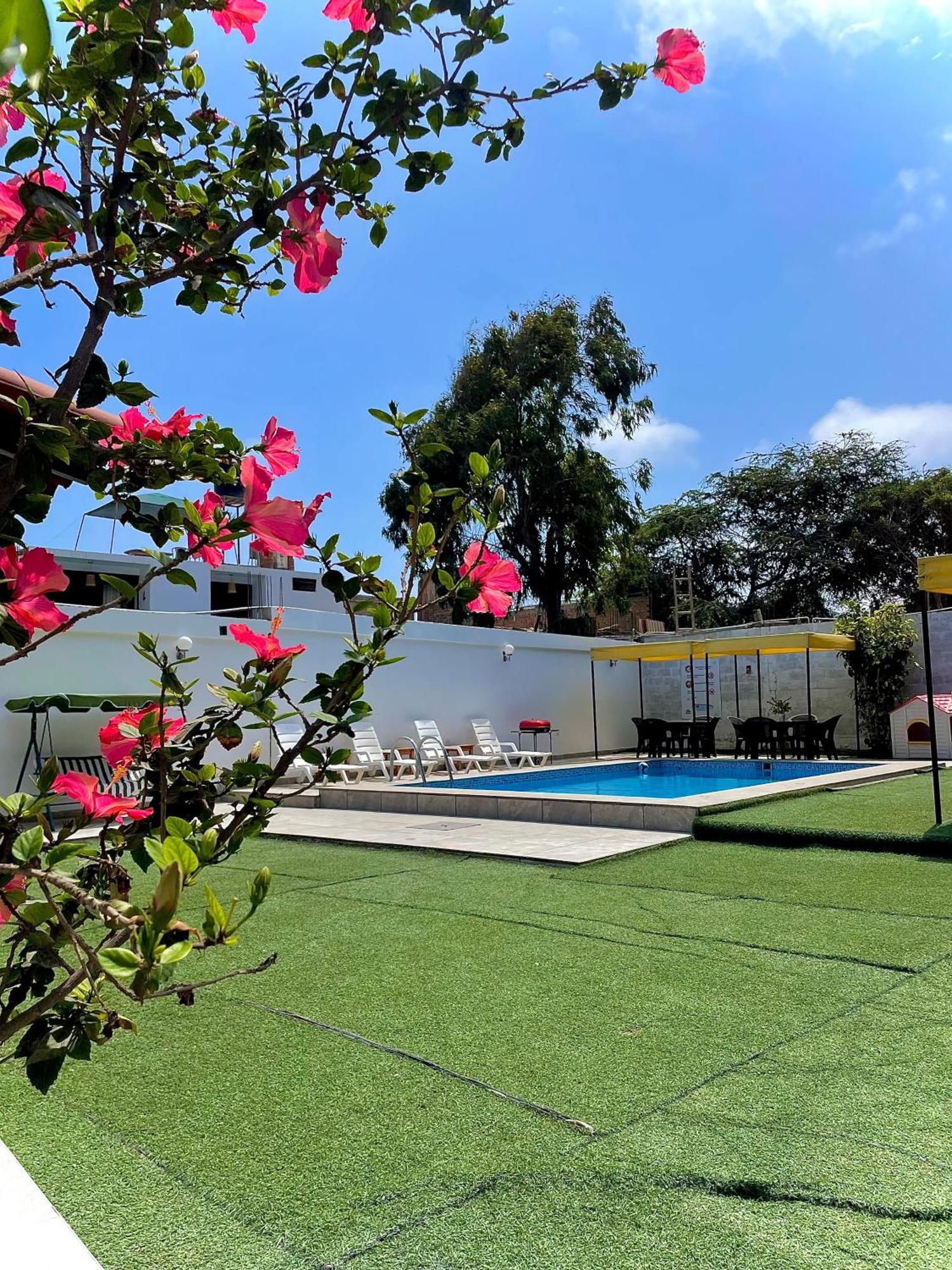 Отель Huanchaco Gardens Экстерьер фото